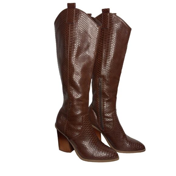 DV Dolce Vita Nykko Fashion Boot - Picture 6 of 7